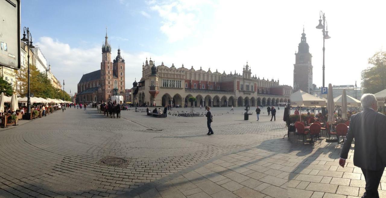 Terminal Krakow - Studio Apartments Next To The Main Square Exteriör bild